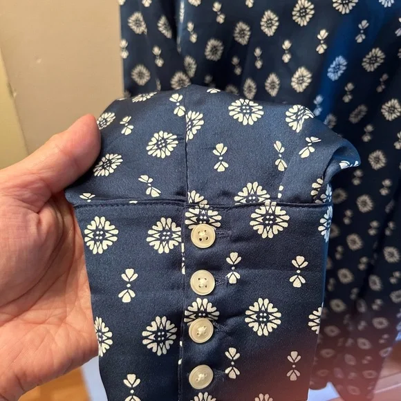 Ann Taylor Navy Blue Blouse with White Pattern - Picture 2 of 5